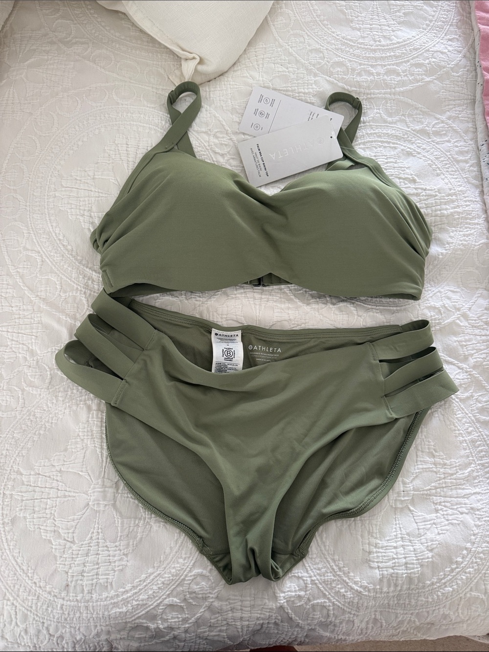 NWT Athleta Palm Bikini Set, 34D-DD/ M